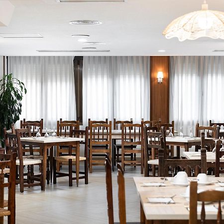 Hotel Mi Casa Sabiñánigo Eksteriør billede